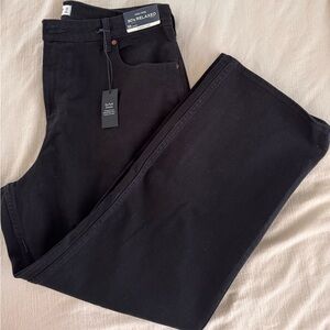 High Rise 90s Relaxed Jean (short)